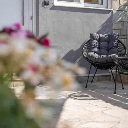 Apartment Magical Brand New Zipárion